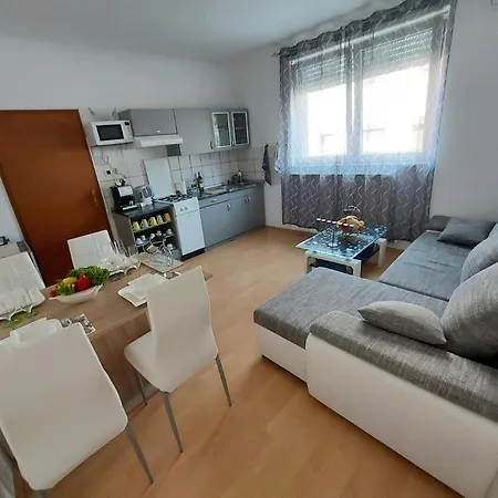 Palma Marinici (Primorsko-Goranska)