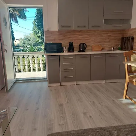 Palma * Marinici (Primorsko-Goranska)