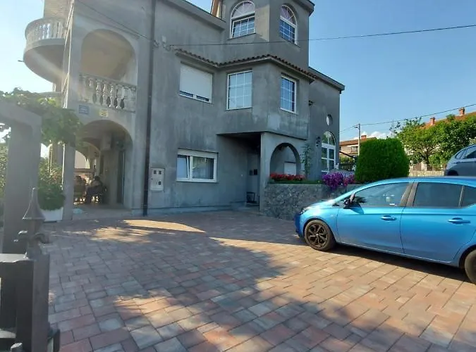 Palma * Marinici (Primorsko-Goranska)