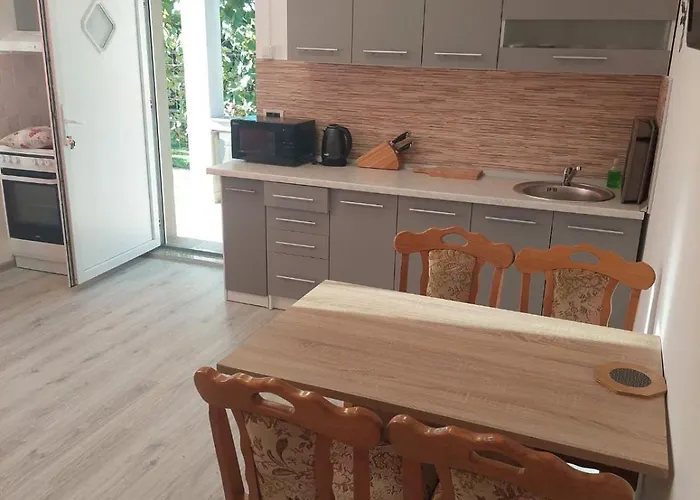 Palma * Marinici (Primorsko-Goranska)