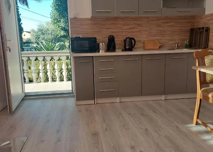 Palma * Marinici (Primorsko-Goranska)